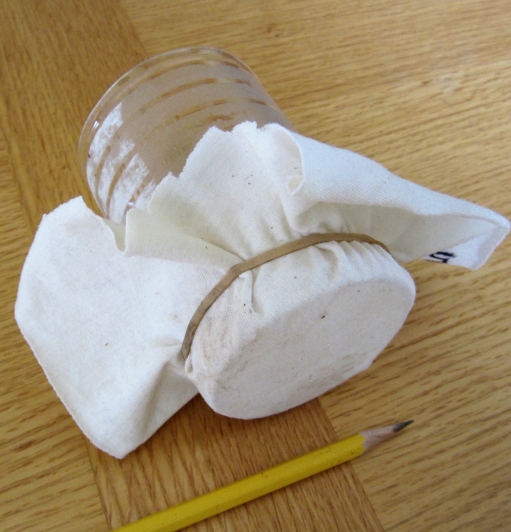 POM transfer To Cup for Decant